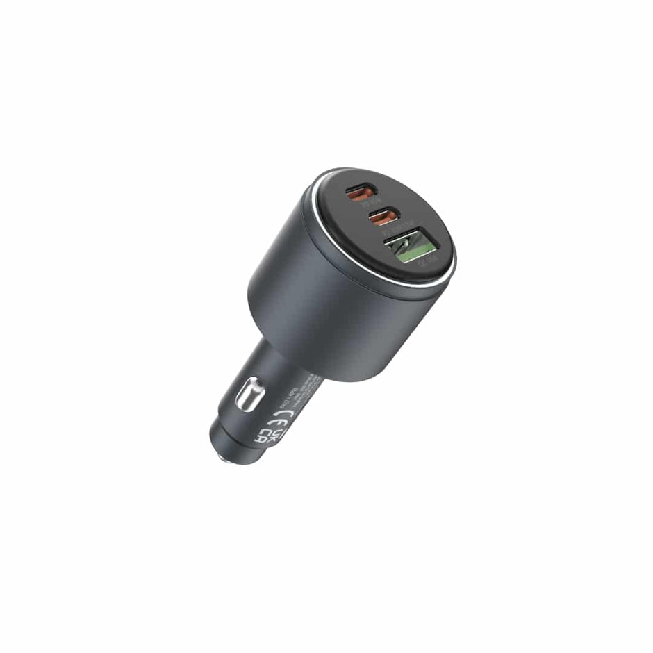 شاحن سيارة ديفيا من سلسلة إكستريم سبيد بمنفذ USB ومنفذين Type-C بقوة 116 واط، هيكل معدني، توافق كامل وشحن سريع.