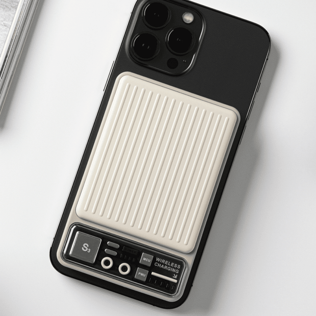DEVIA Extreme Speed Series 22.5W Magnetic Wireless Power Bank (10000mAh) - ivory